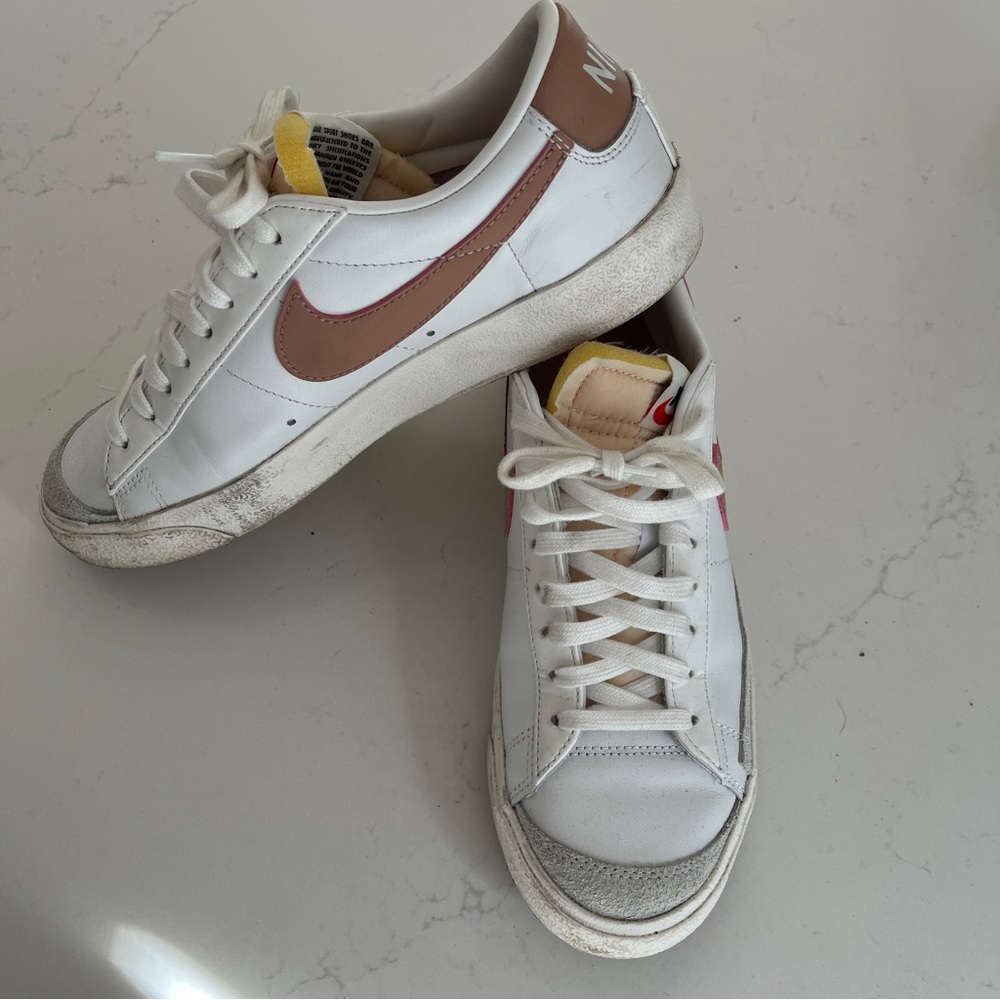 Nike sneakers size